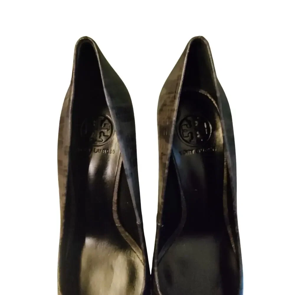 TORY BURCH Lizard Print Leather Cap Toe Gray/Black Pumps Heels‎ NEW 7 1/2